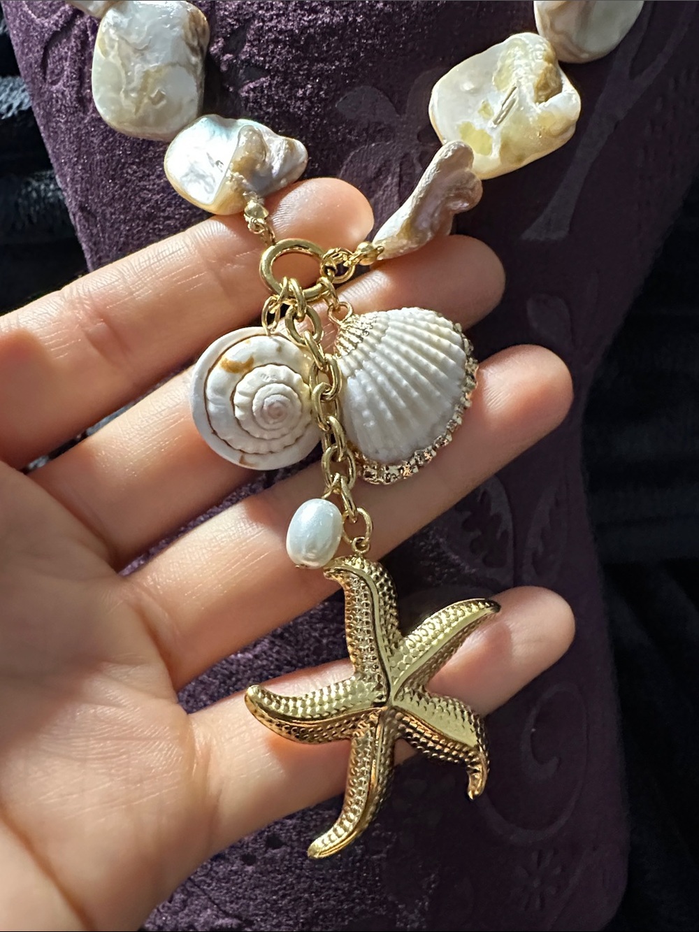 Kenneth Jay Lane Iridescent Shell Necklace with Gold Starfish Drop - Picture 3 of 5